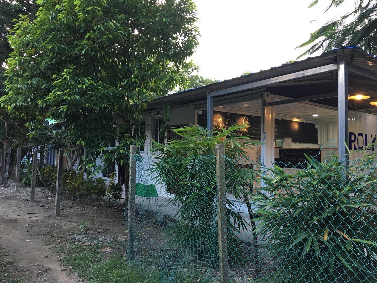 仰光 罗利机场宾馆酒店 外观 照片